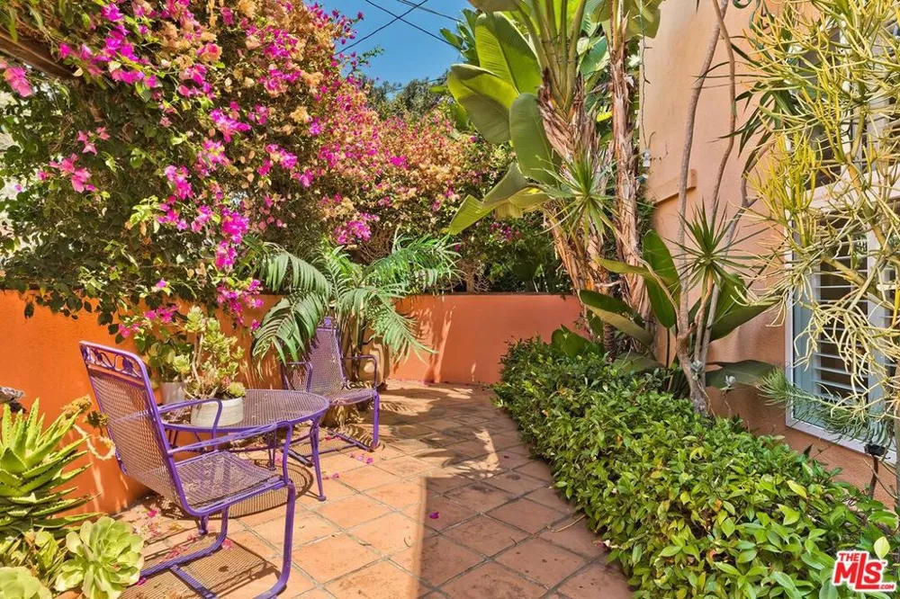 710 Pier Avenue #1 Santa Monica, CA 90405