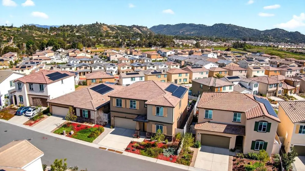 28252 Farm Creek Way Valley Center, CA 92082
