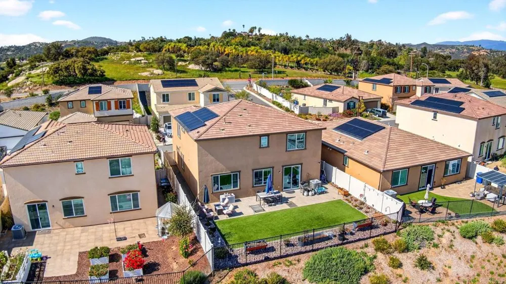 28252 Farm Creek Way Valley Center, CA 92082
