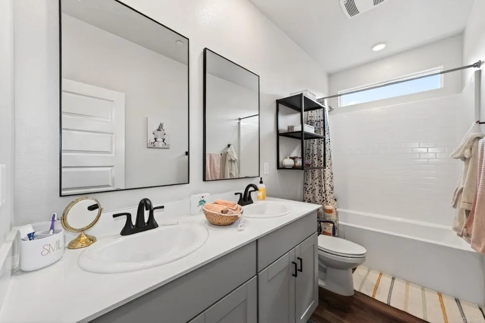 28252 Farm Creek Way Valley Center, CA 92082