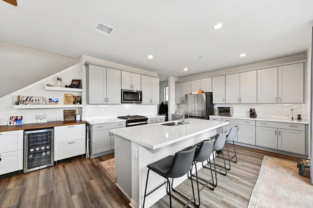 28252 Farm Creek Way Valley Center, CA 92082