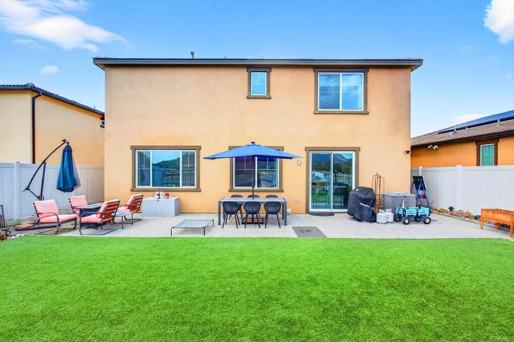 28252 Farm Creek Way Valley Center, CA 92082