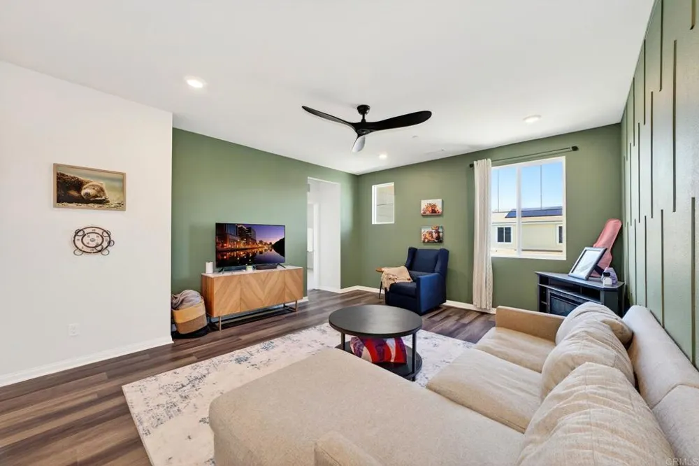 28252 Farm Creek Way Valley Center, CA 92082