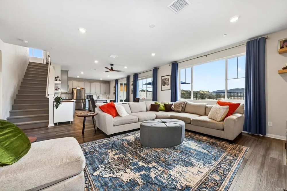 28252 Farm Creek Way Valley Center, CA 92082