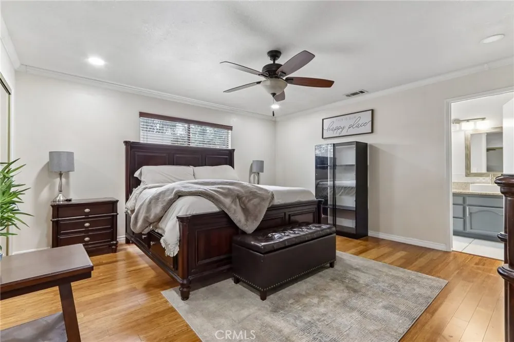 9228 Hawthorne Avenue Riverside, CA 92503