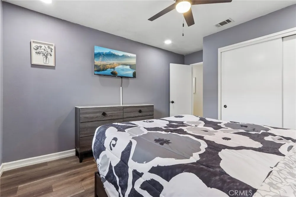 9228 Hawthorne Avenue Riverside, CA 92503