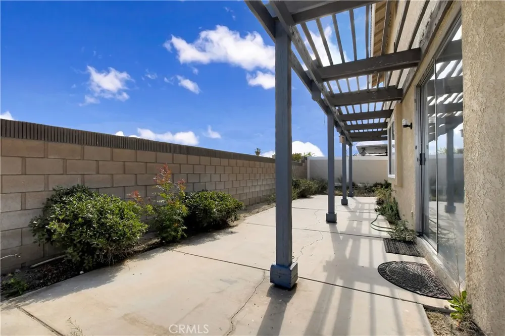 14527 Pony Trail Road Victorville, CA 92392