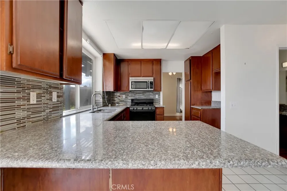 14527 Pony Trail Road Victorville, CA 92392