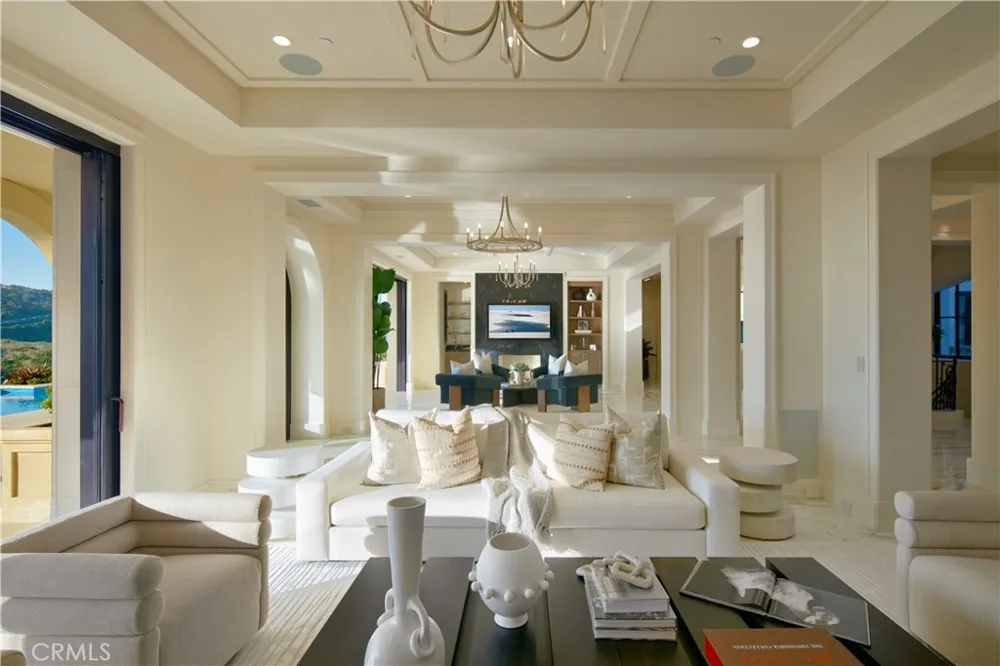 3 Del Mar Newport Coast, CA 92657