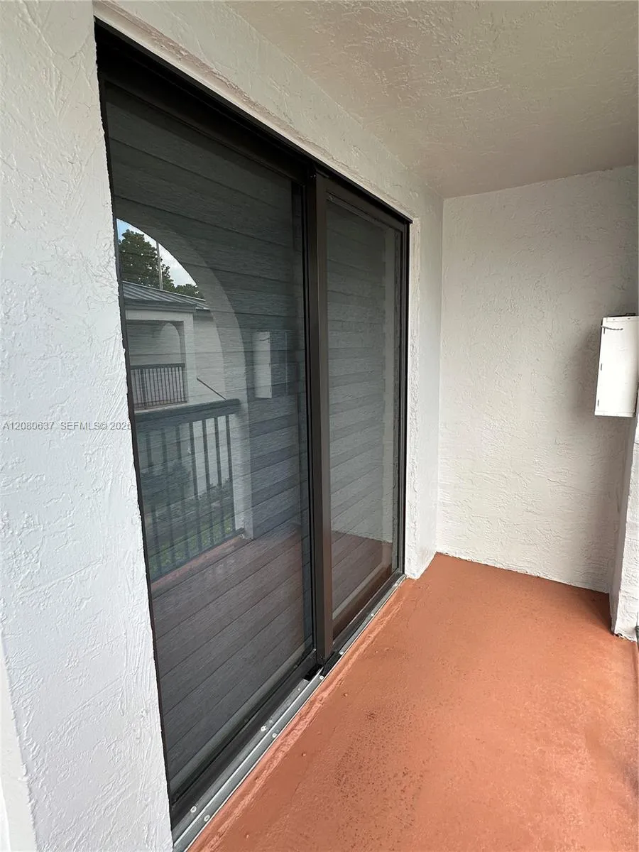 18224 Mediterranean Blvd #8-17 Hialeah, FL 33015