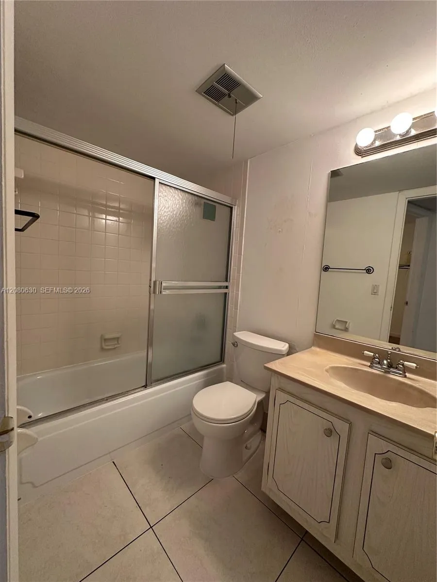 6090 NW 64th Ave #310 Tamarac, FL 33319