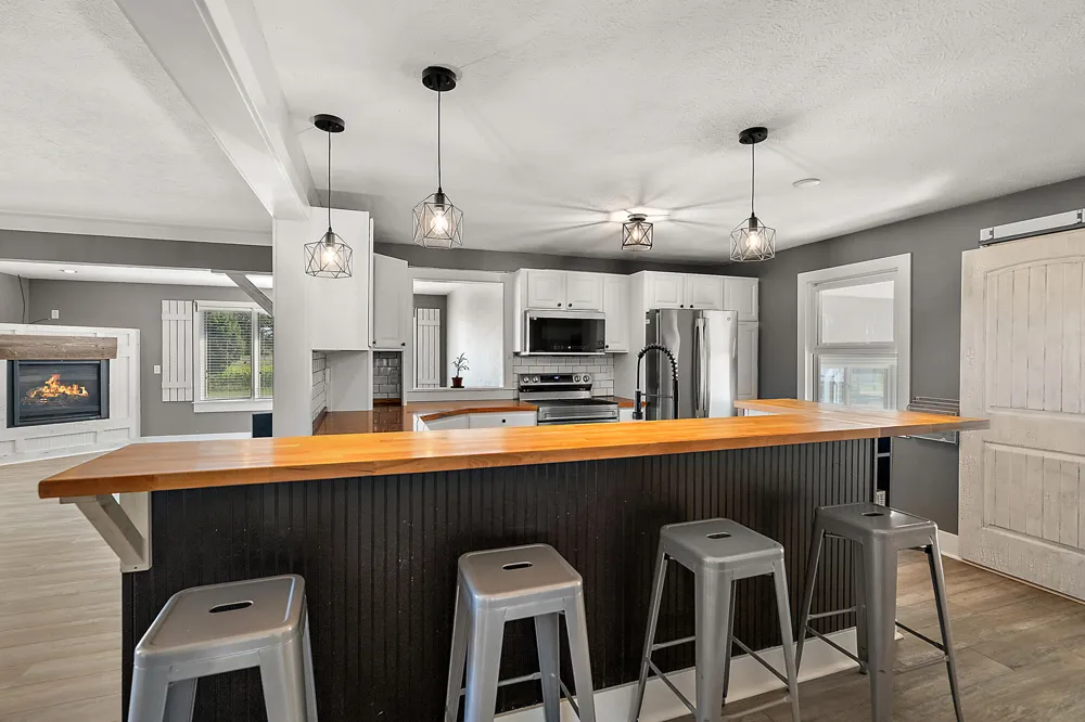 3830 146th Avenue Overisel Township, MI 49423