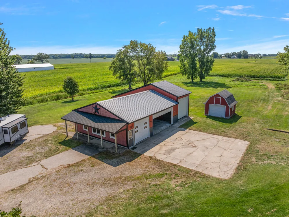 3830 146th Avenue Overisel Township, MI 49423