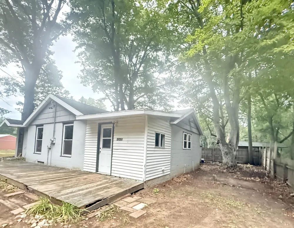 10622 Round Lake Drive Unknown, MI 49332