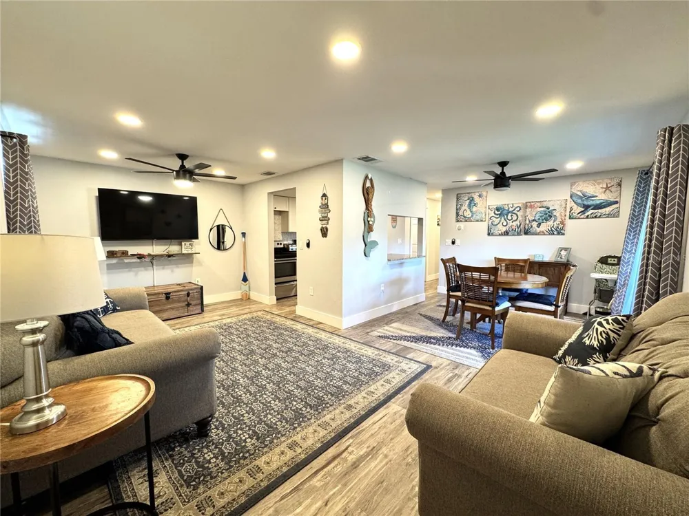 2722 49TH AVENUE W #2722 Bradenton, FL 34207