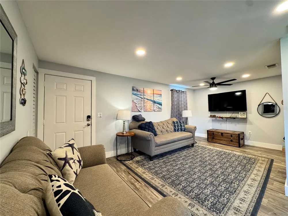 2722 49TH AVENUE W #2722 Bradenton, FL 34207