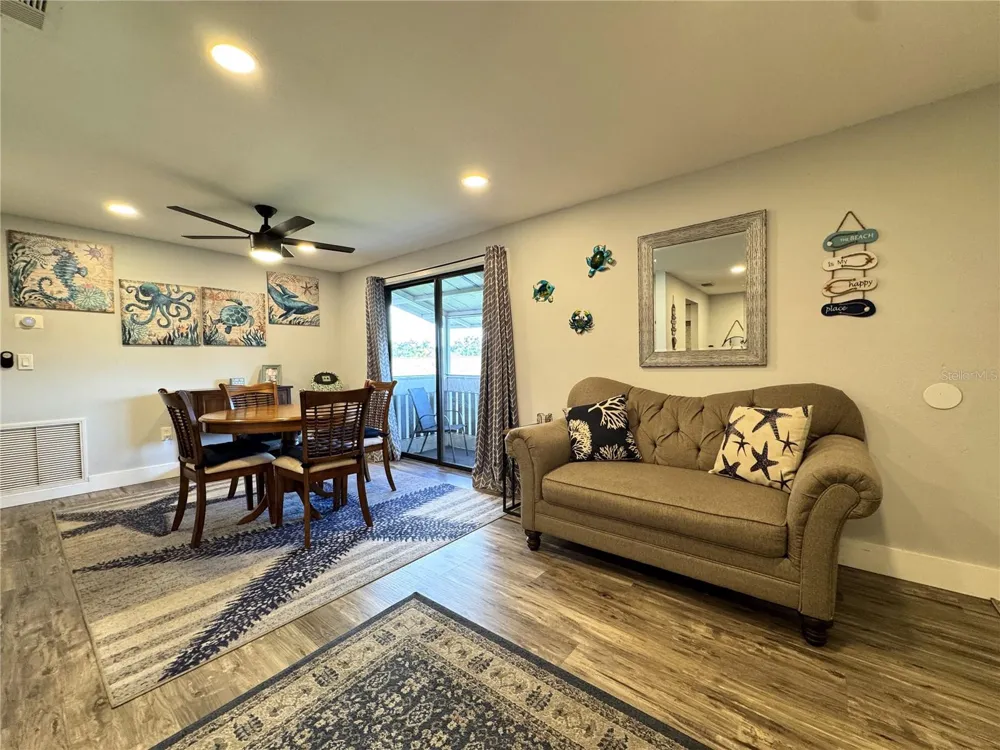 2722 49TH AVENUE W #2722 Bradenton, FL 34207