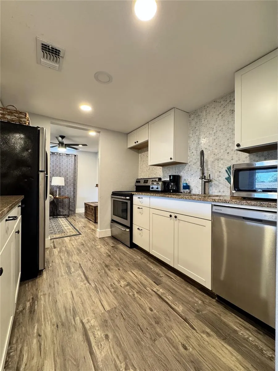 2722 49TH AVENUE W #2722 Bradenton, FL 34207