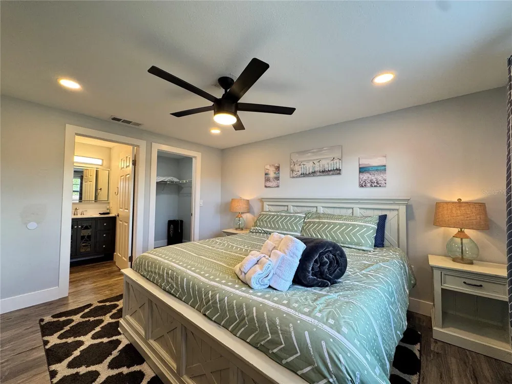 2722 49TH AVENUE W #2722 Bradenton, FL 34207