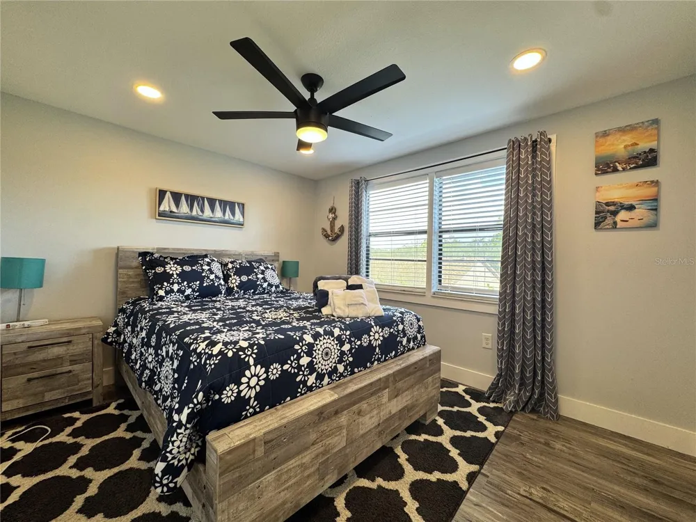 2722 49TH AVENUE W #2722 Bradenton, FL 34207