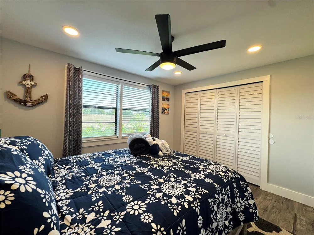 2722 49TH AVENUE W #2722 Bradenton, FL 34207