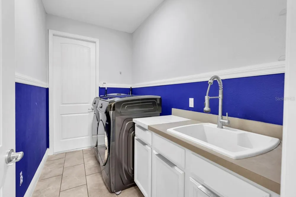 3241 PRESERVE DRIVE Orlando, FL 32824