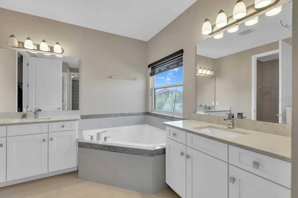 3241 PRESERVE DRIVE Orlando, FL 32824