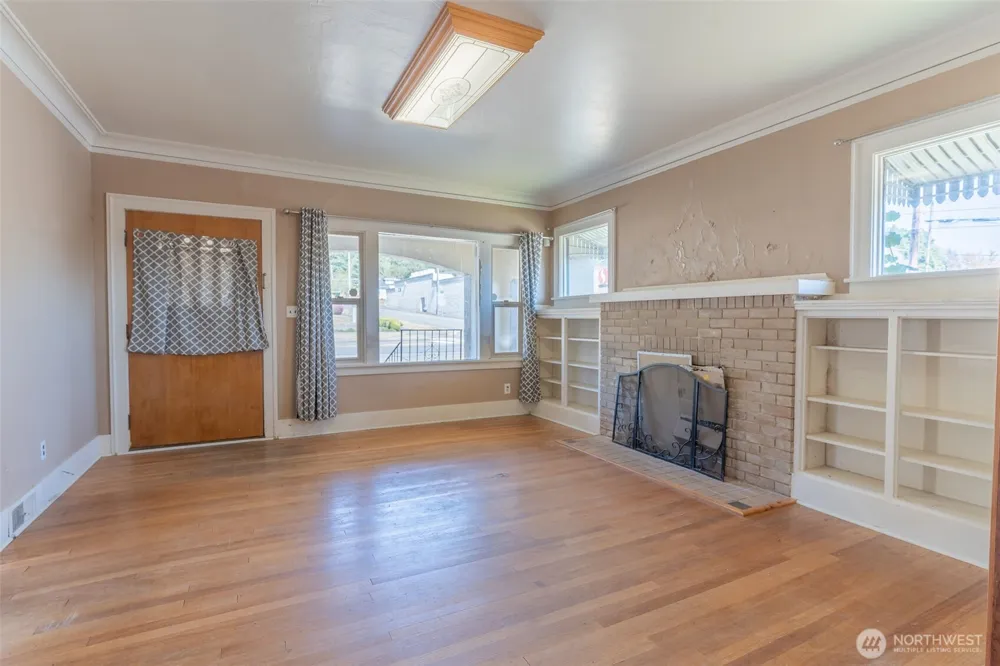 1079 S Market Boulevard Chehalis, WA 98532