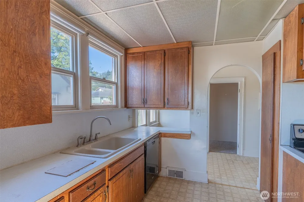 1079 S Market Boulevard Chehalis, WA 98532