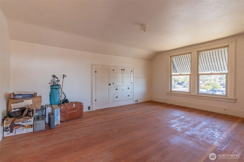 1079 S Market Boulevard Chehalis, WA 98532