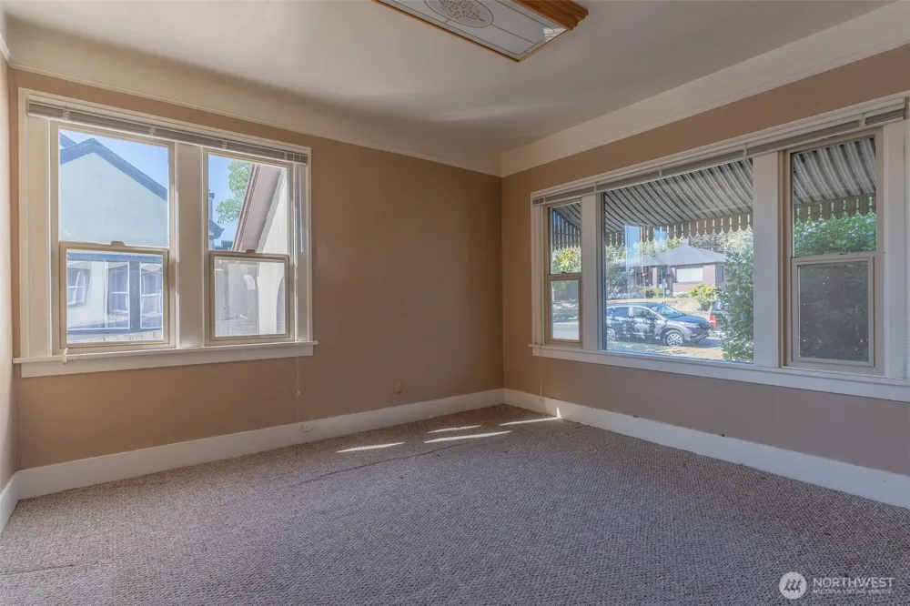 1079 S Market Boulevard Chehalis, WA 98532