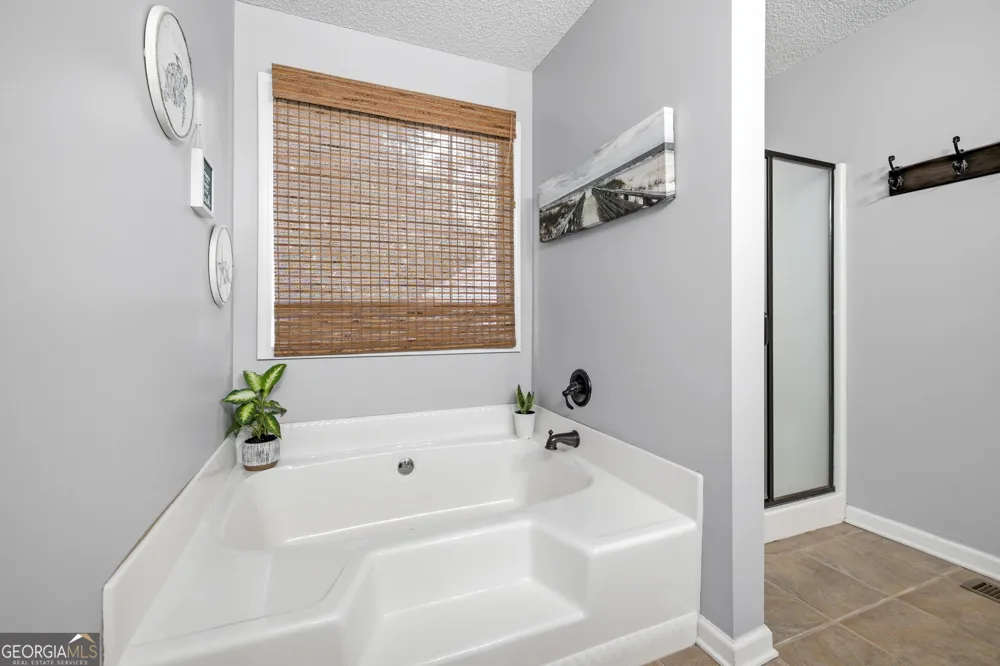 5221 Nimble Wood WAY Flowery Branch, GA 30542