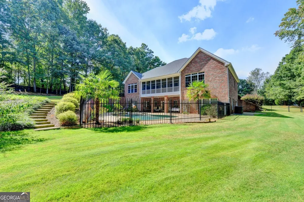 4025 Tanners Mill RD Braselton, GA 30517