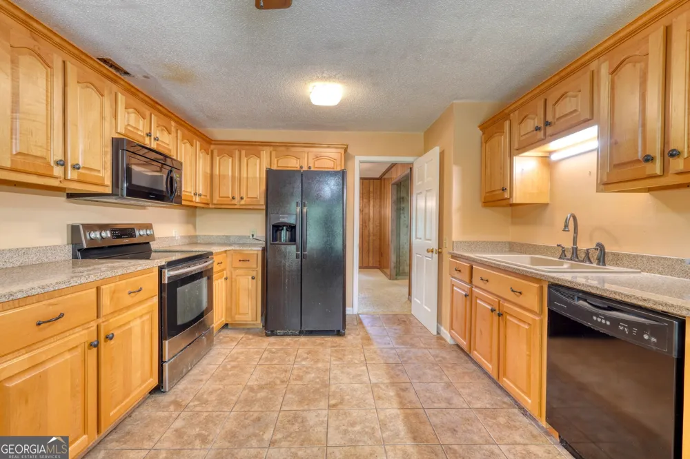 727 Bell Creek RD Hiawassee, GA 30546