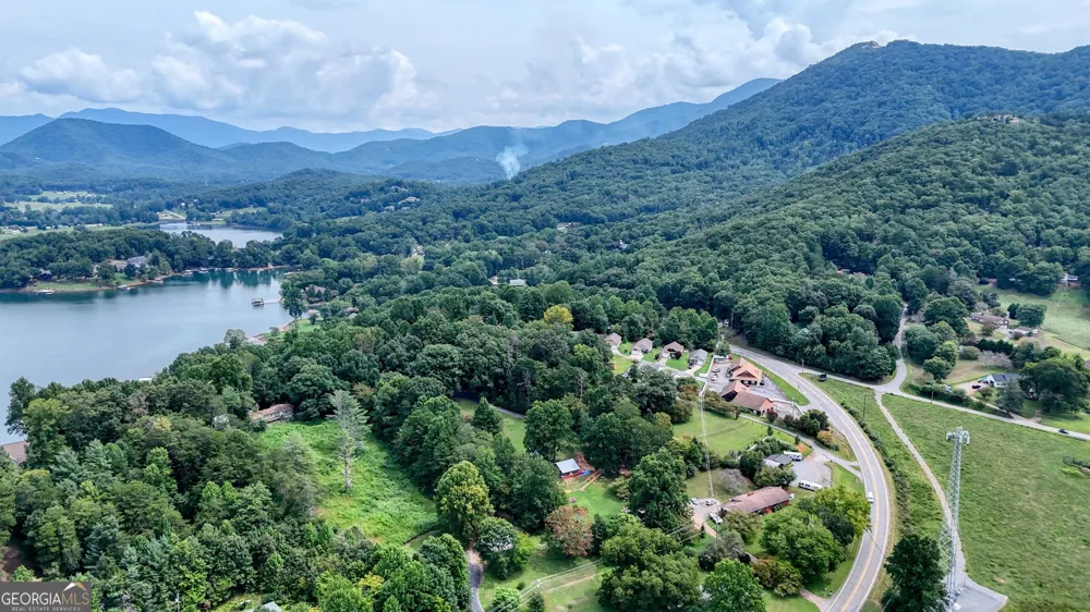727 Bell Creek RD Hiawassee, GA 30546