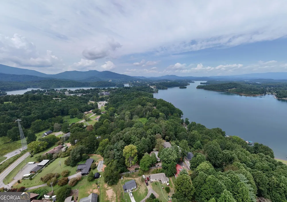 727 Bell Creek RD Hiawassee, GA 30546
