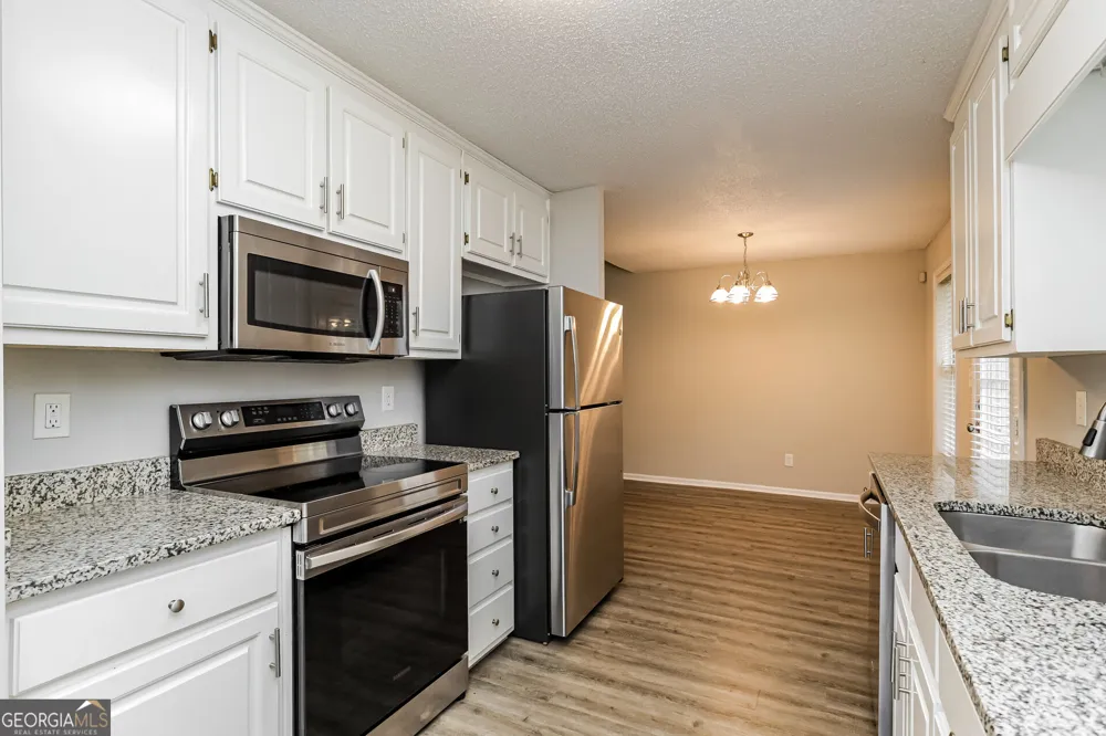 1235 Browns Country LN Locust Grove, GA 30248