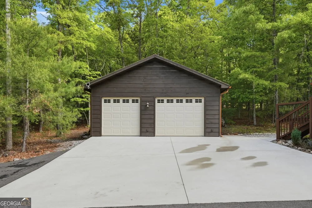 2283 Rocky Top RD Blairsville, GA 30512