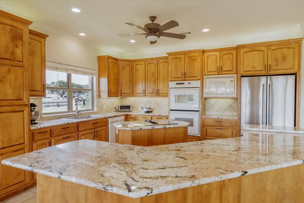 101 Denny Fox Drive Burnet, TX 78611