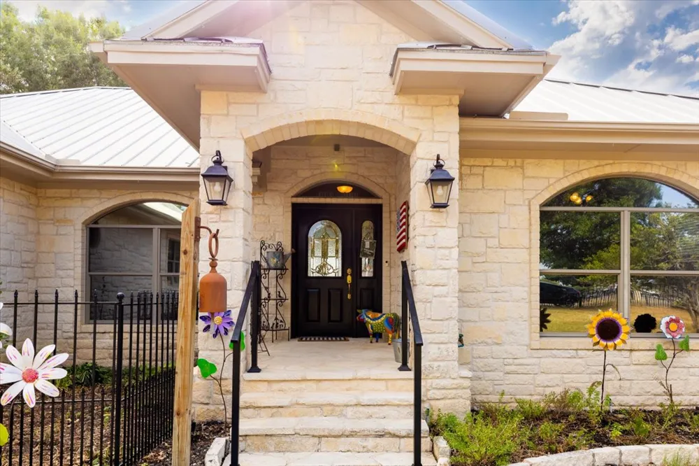 101 Denny Fox Drive Burnet, TX 78611