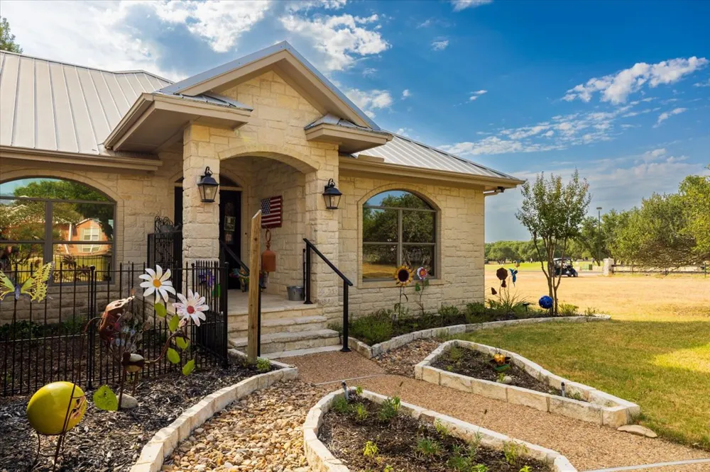 101 Denny Fox Drive Burnet, TX 78611