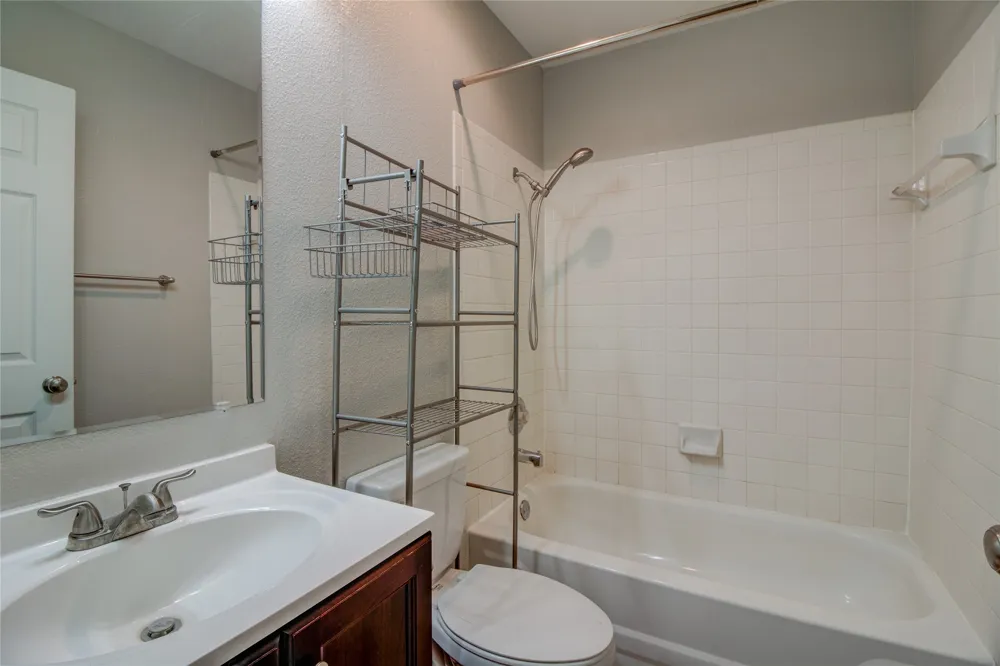202 S College Street #2 Georgetown, TX 78626