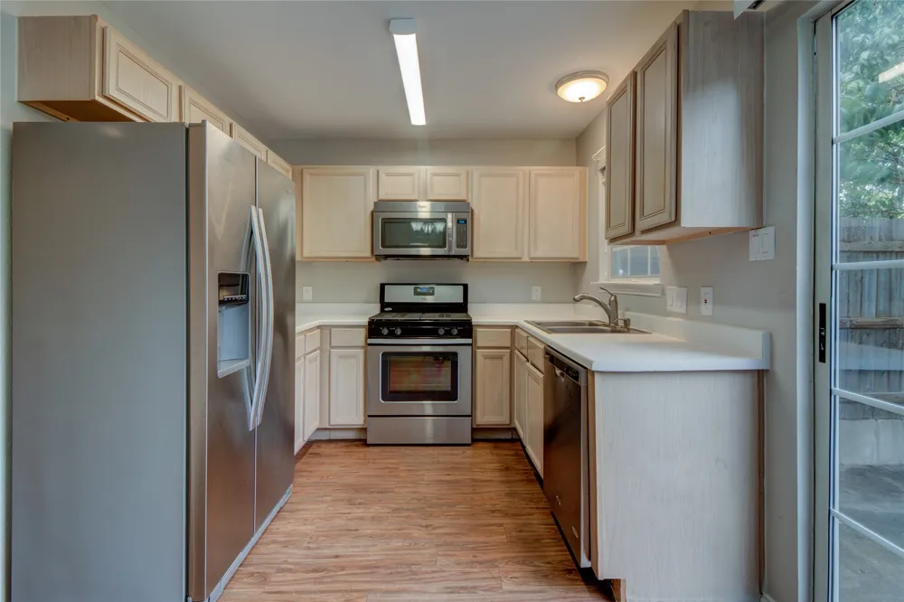 202 S College Street #2 Georgetown, TX 78626