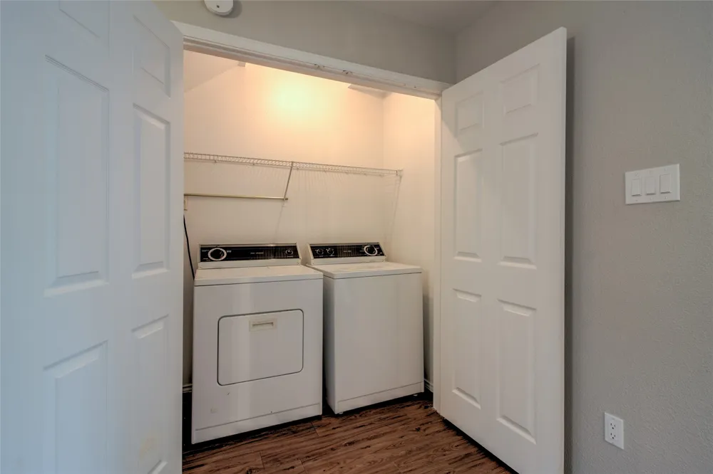 202 S College Street #2 Georgetown, TX 78626