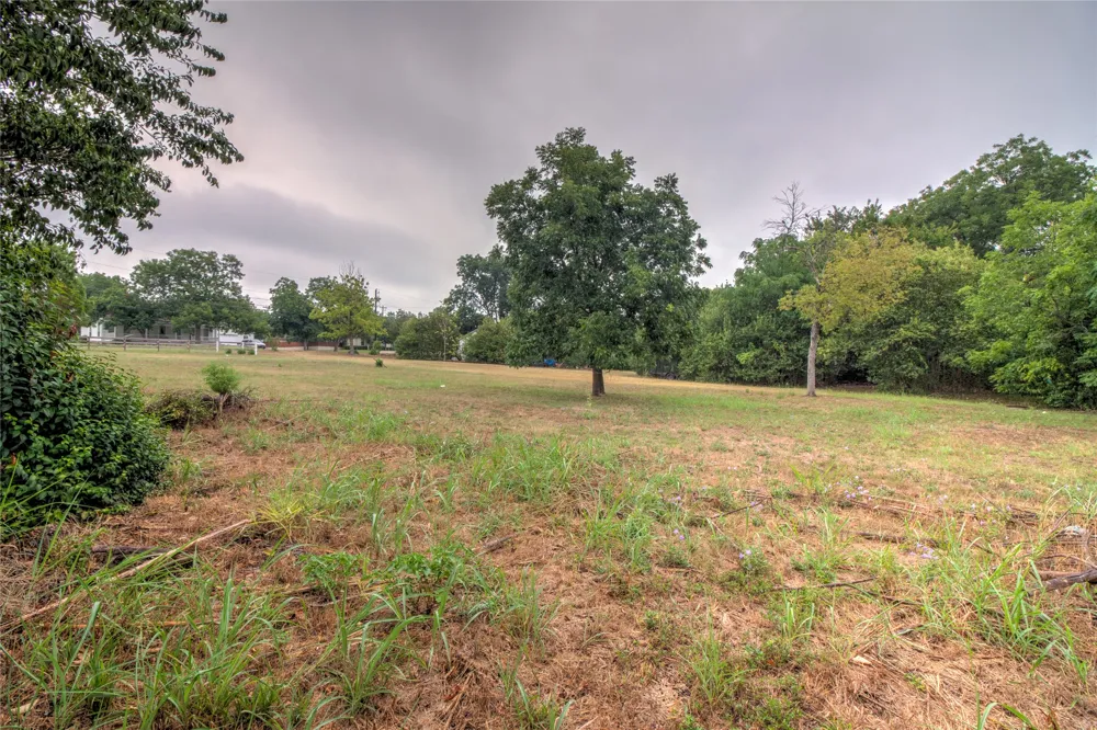 202 S College Street #2 Georgetown, TX 78626