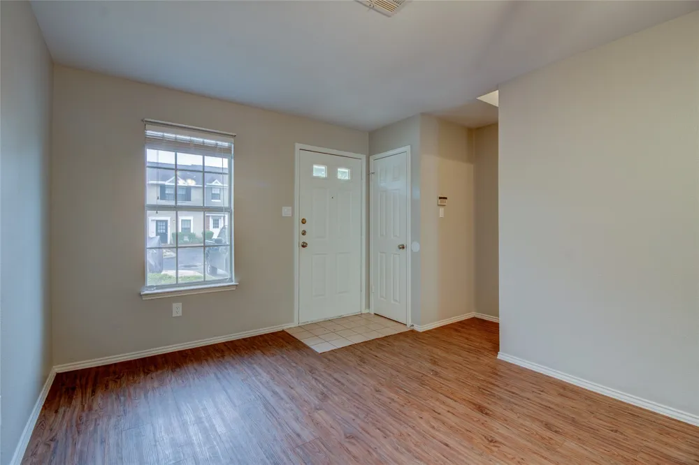202 S College Street #2 Georgetown, TX 78626