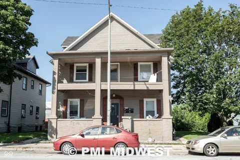 611 Main Street #3