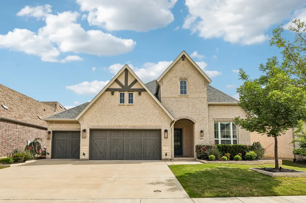 1657 Lilac Lane Celina, TX 75009