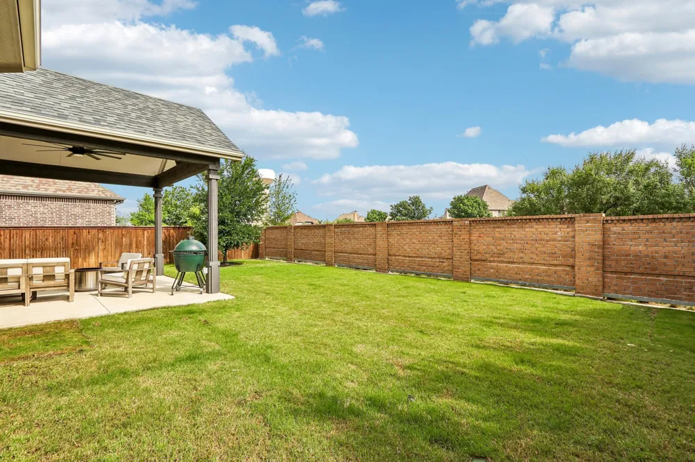 1657 Lilac Lane Celina, TX 75009
