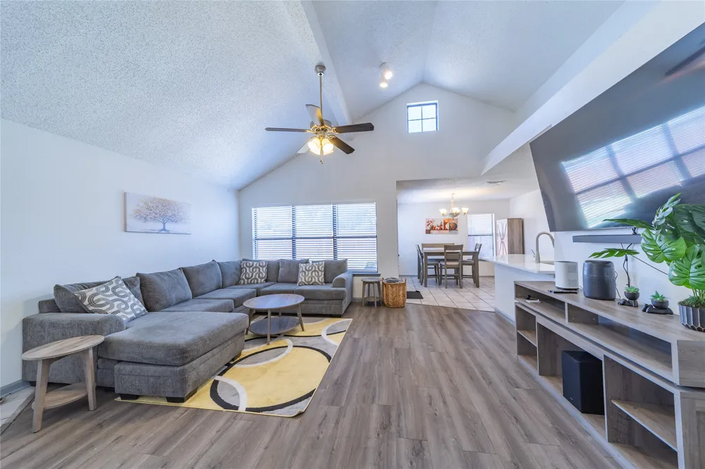 562 Stringfellow Drive Coppell, TX 75019